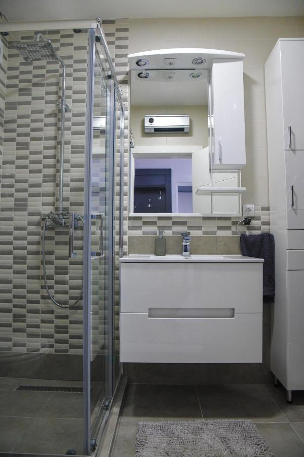 Apartman Nina Sremska Mitrovica Extérieur photo